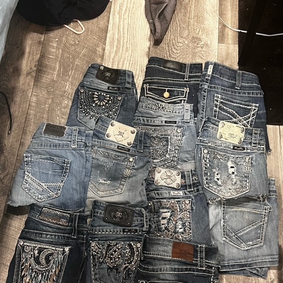 Not for sale Miss Me & BKE Cut off shorts - Picture 7 of 11